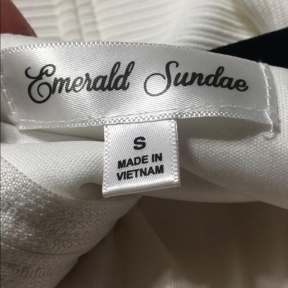 White Dress-only worn once 👗 - Picture 4 of 4